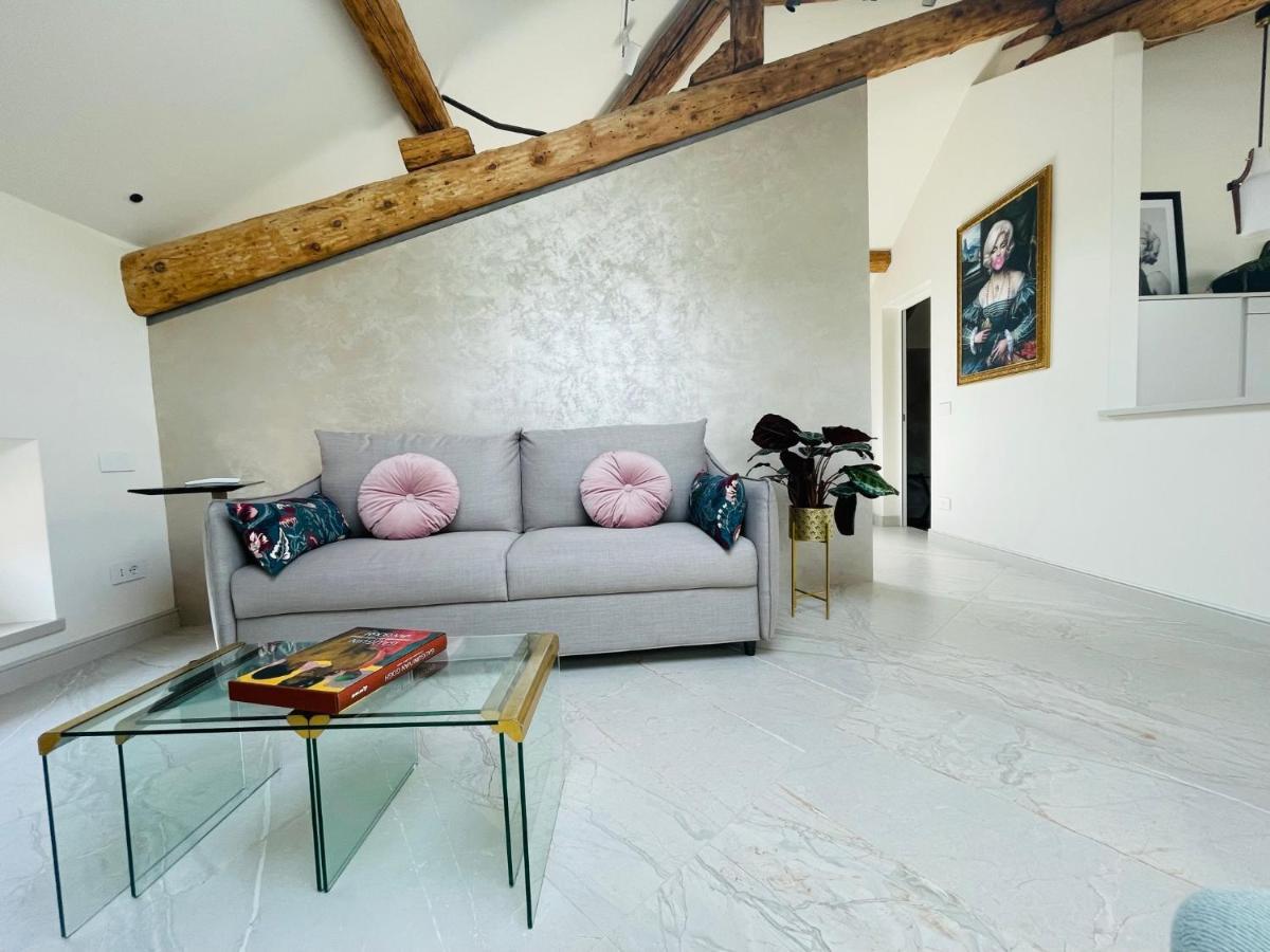 Lake Como Skyview Luaran gambar